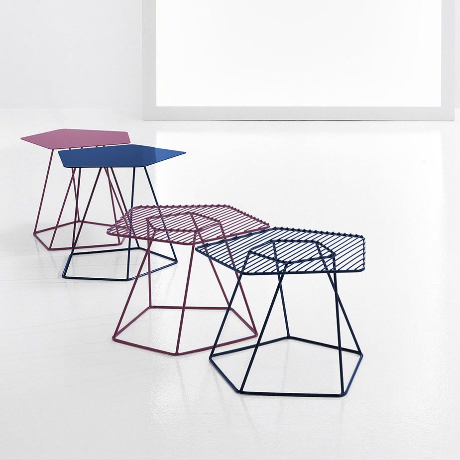 שולח צד TECTONIC SOLID מתצוגה