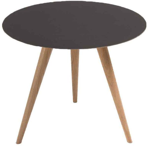 שולחן קפה ARP מתצוגה