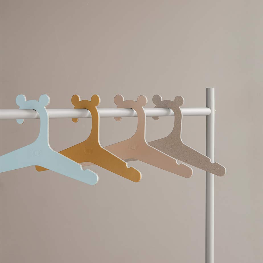 מתלה CLOTHES RACK