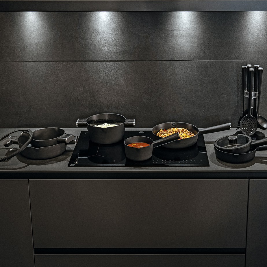 סיר 24  COOKING