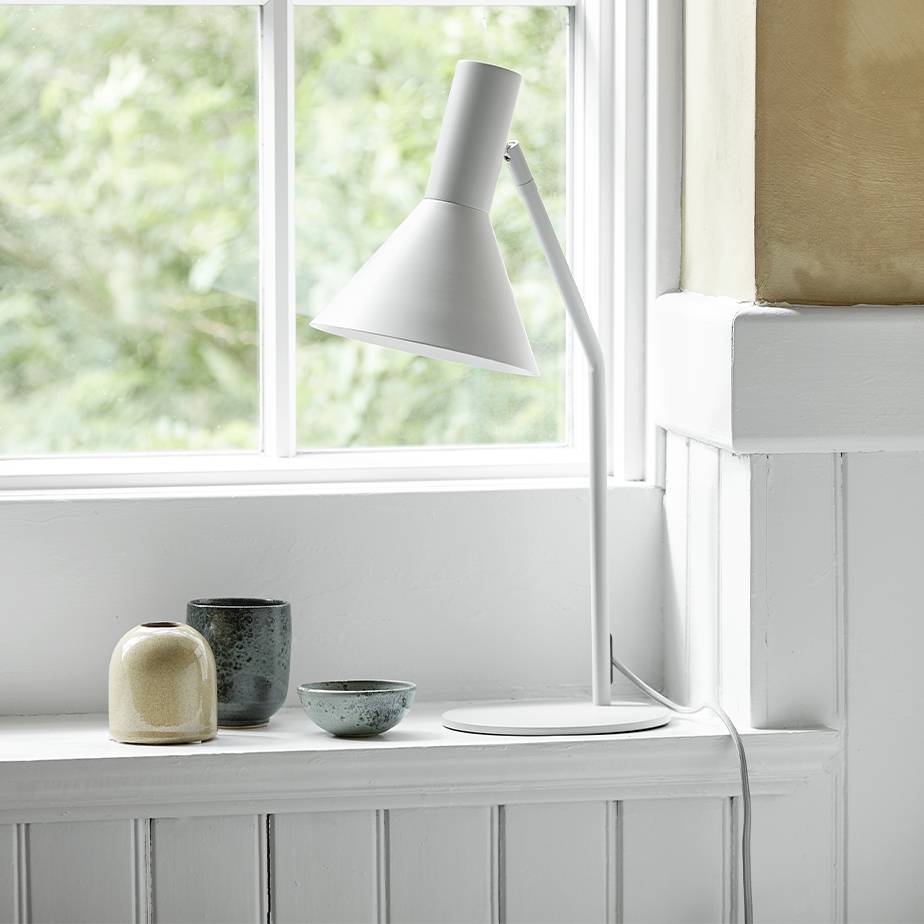 מנורת שולחן LYSS