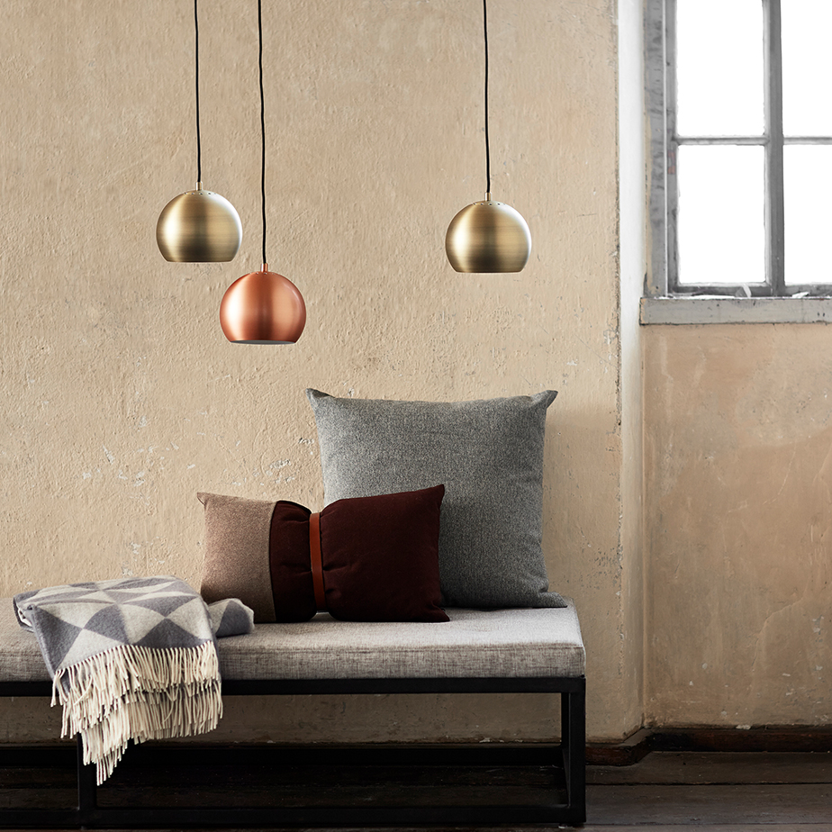 מנורת תלייה BALL 18