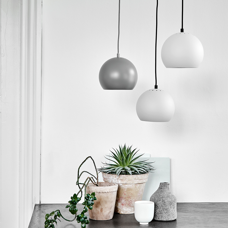 מנורת תלייה BALL 18