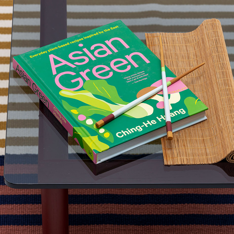 ספר מתכונים  ASIAN GREEN