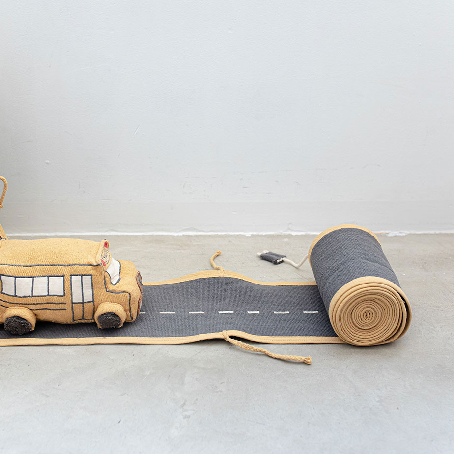 מארז משחק RIDE & ROLL BUS