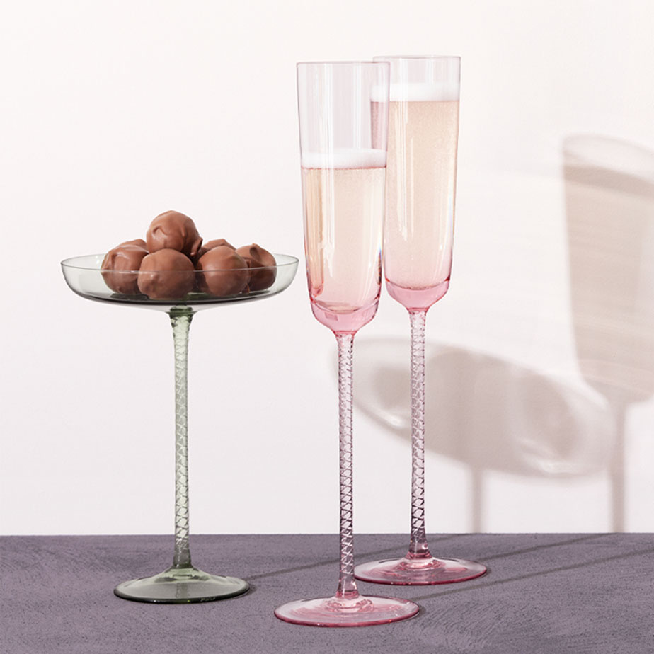 CHAMPAGNE THEATRE Champagne Flute