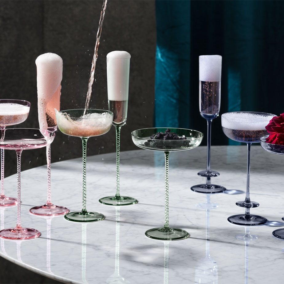 CHAMPAGNE THEATRE Champagne Saucer Double Leg