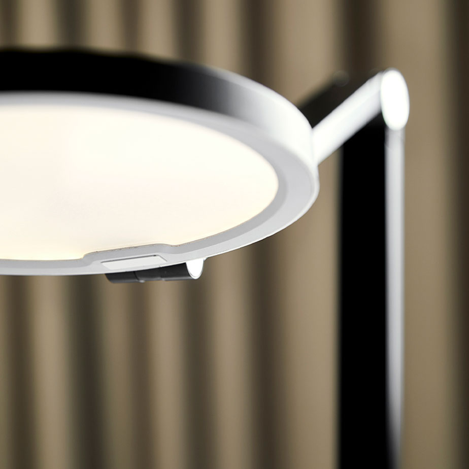DESK TABLE LAMP