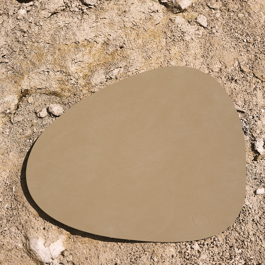תחתית לכוס CURVE