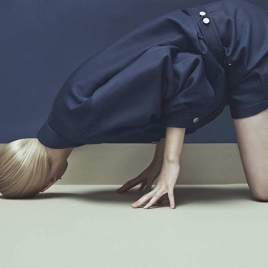 פוסטר IN DEEP BLUE