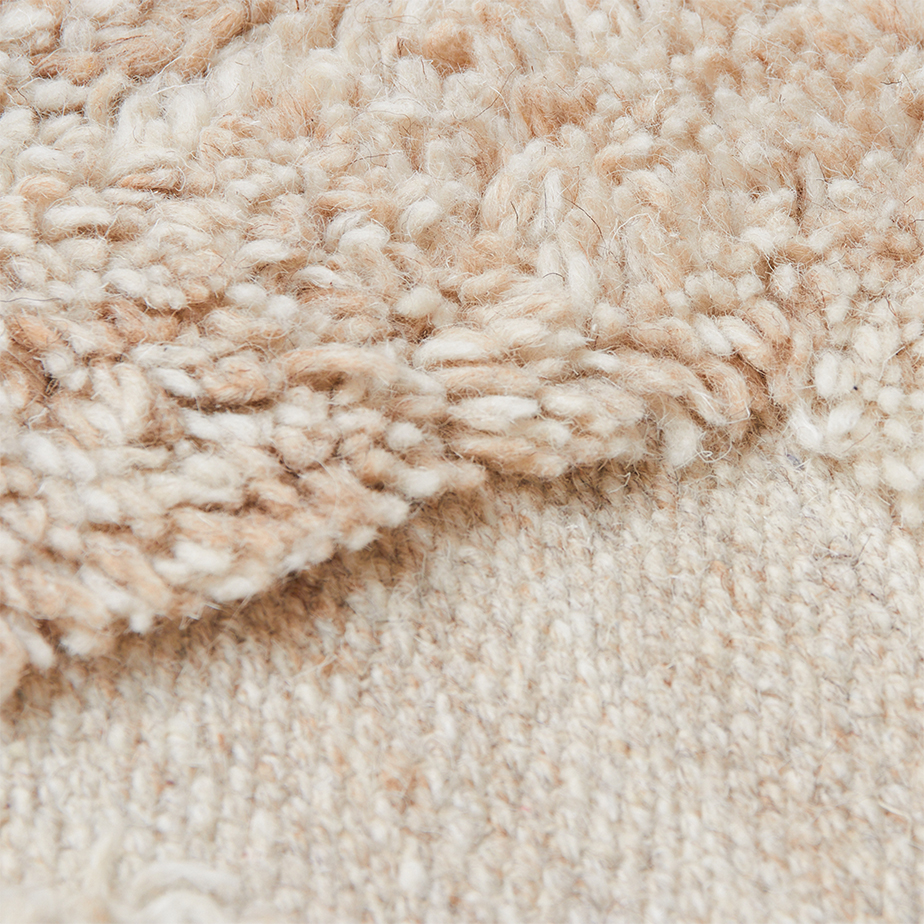 שטיח TUFTED