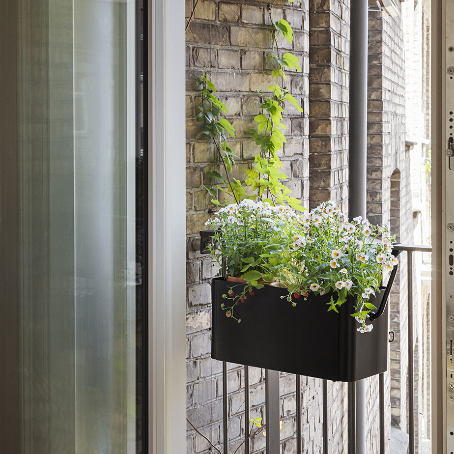 אדנית למרפסת BALCONY