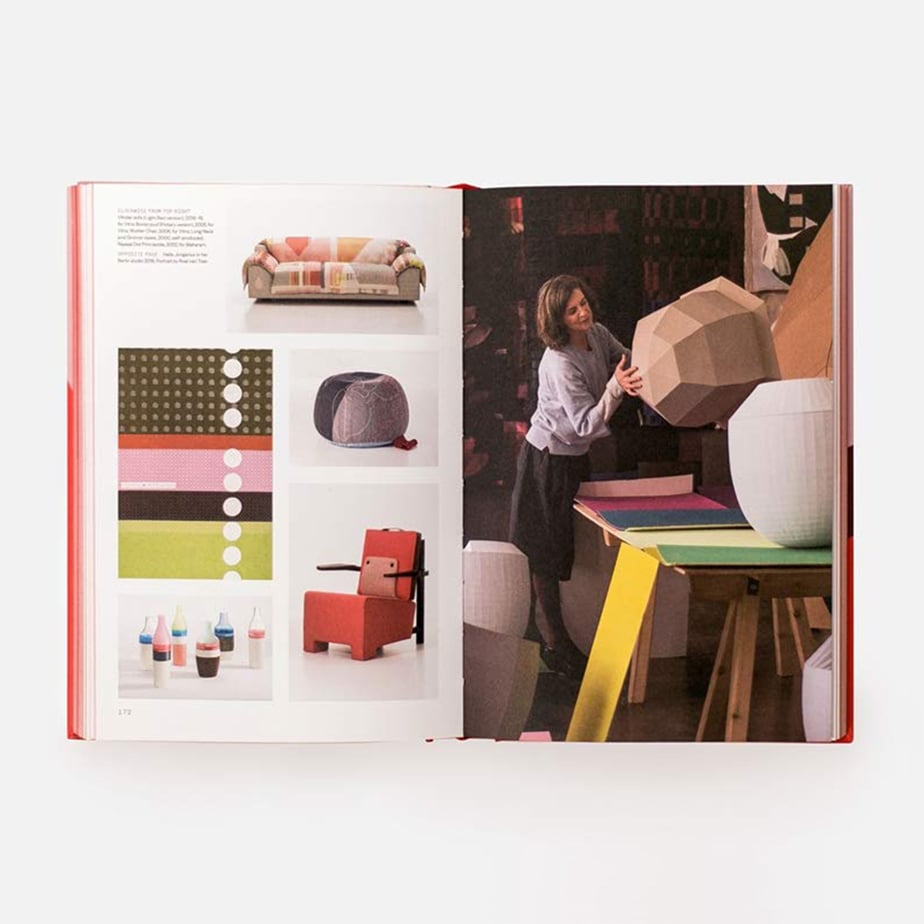 A CENTURY OF COLOUR IN DESIGN ספר