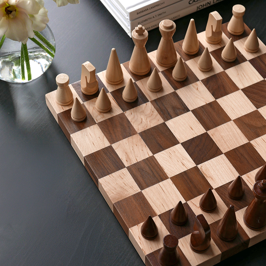 משחק שח-מט מעץ THE MINIMALIST