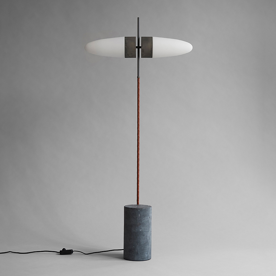 מנורת רצפה BULL