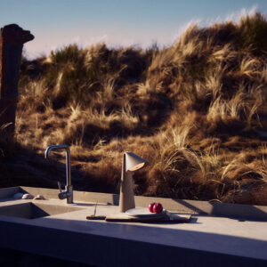 מנורה נטענת AMI