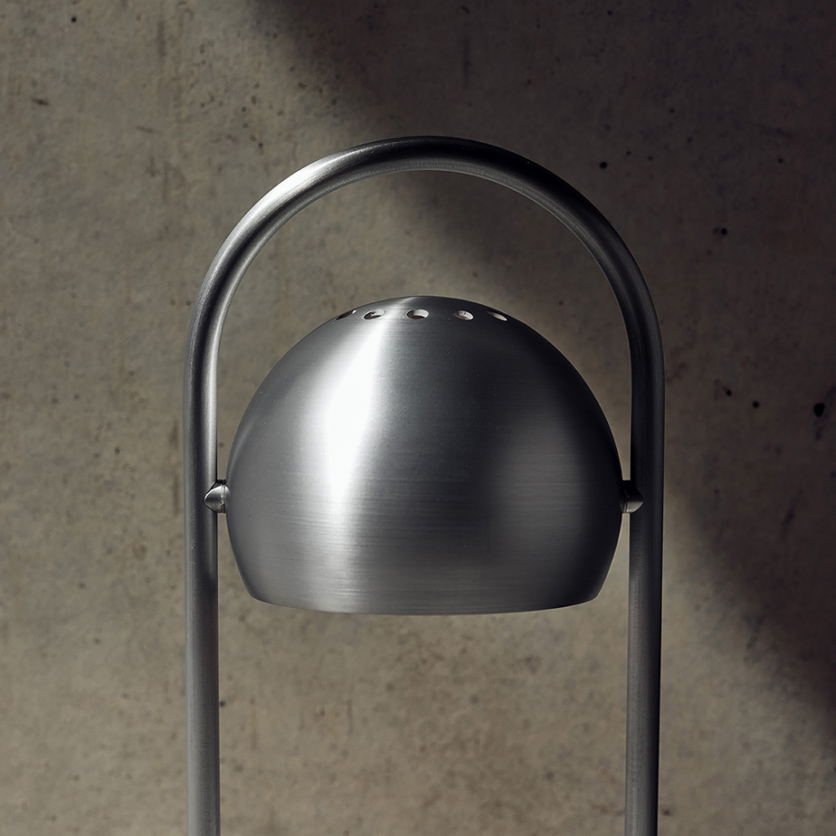 מנורה נטענת BALL