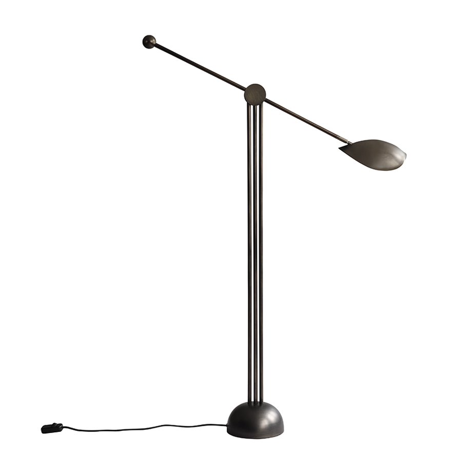 מנורת רצפה STINGRAY