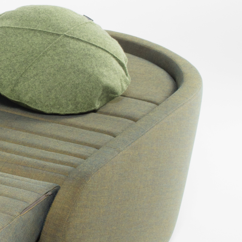 כורסת מיטה נפתחת UP LIFT