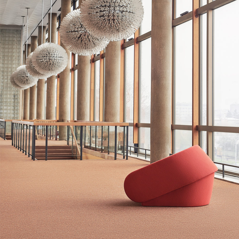 כורסת מיטה נפתחת UP LIFT