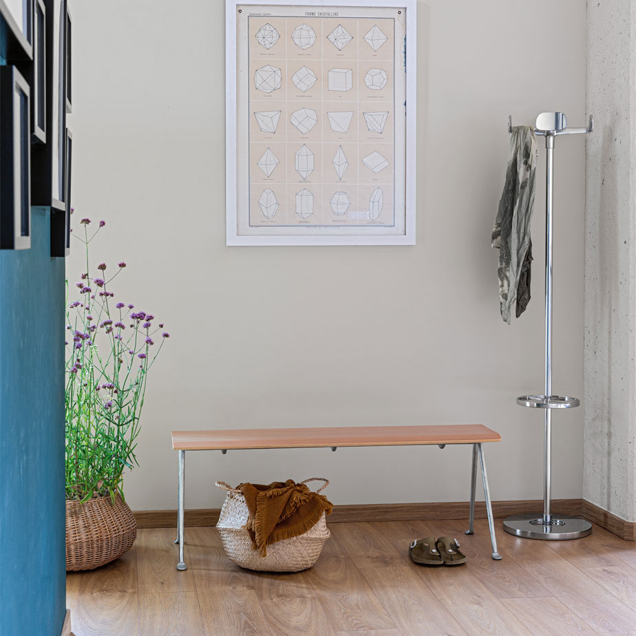 מתלה מעילים 4LEAVES