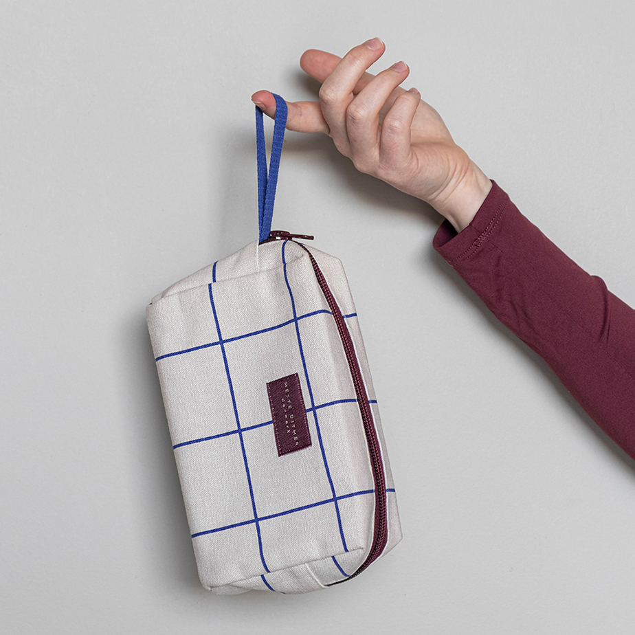 תיק קוסמטיקה BRING IT