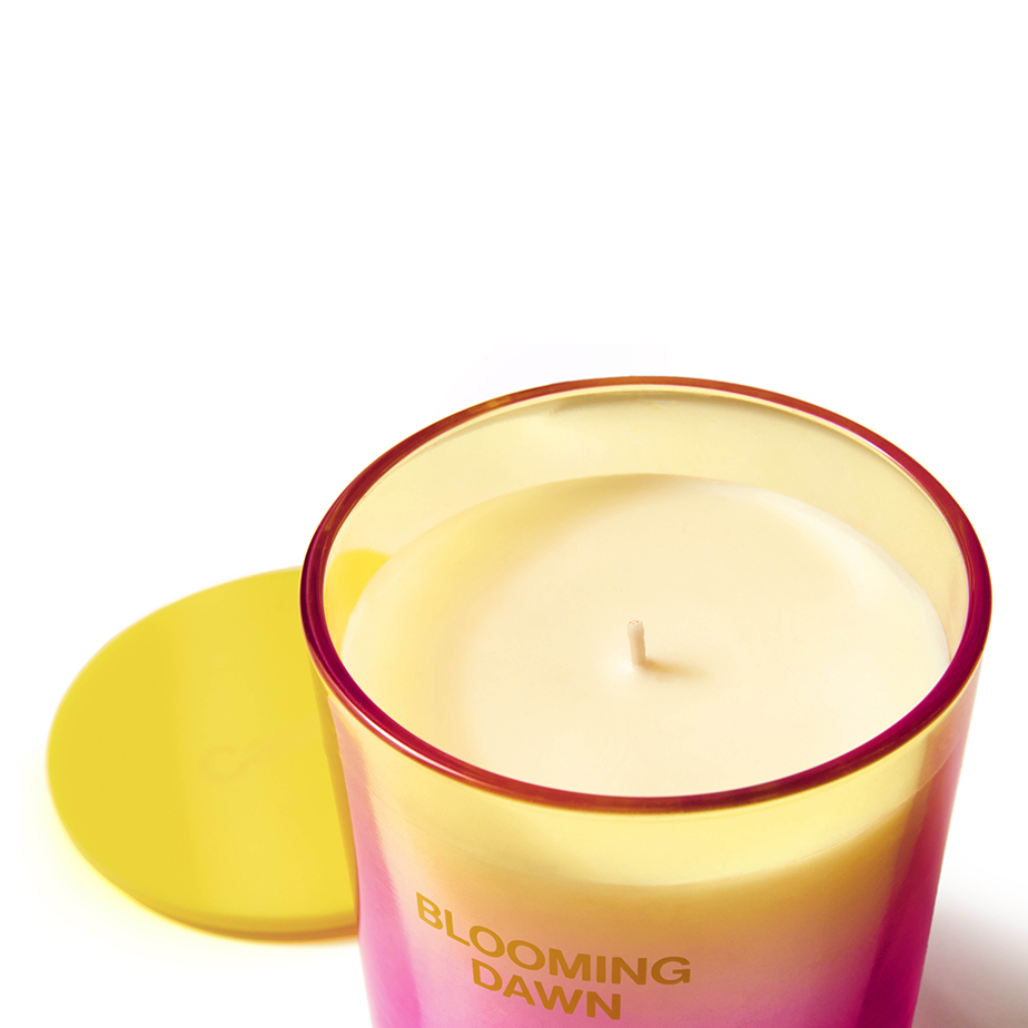 נר BLOOMING DAWN M