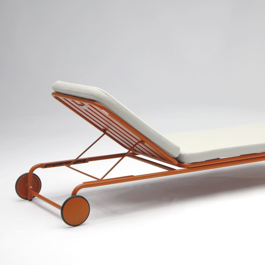 מיטת שיזוף KATE