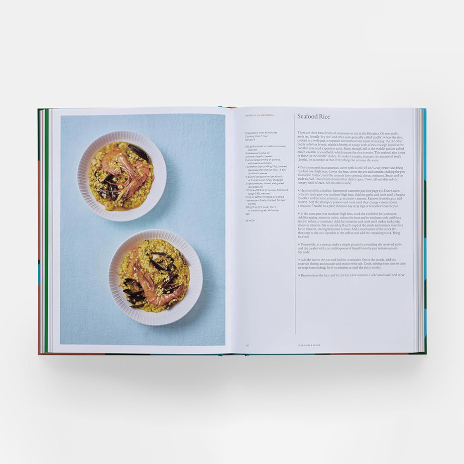 ספר THE SPANISH MEDITERRANEAN ISLANDS COOKBOOK